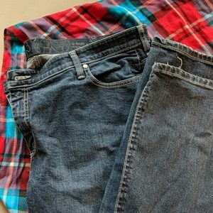 Plus size Wrangler Q-BABY jeans! 22w x 32